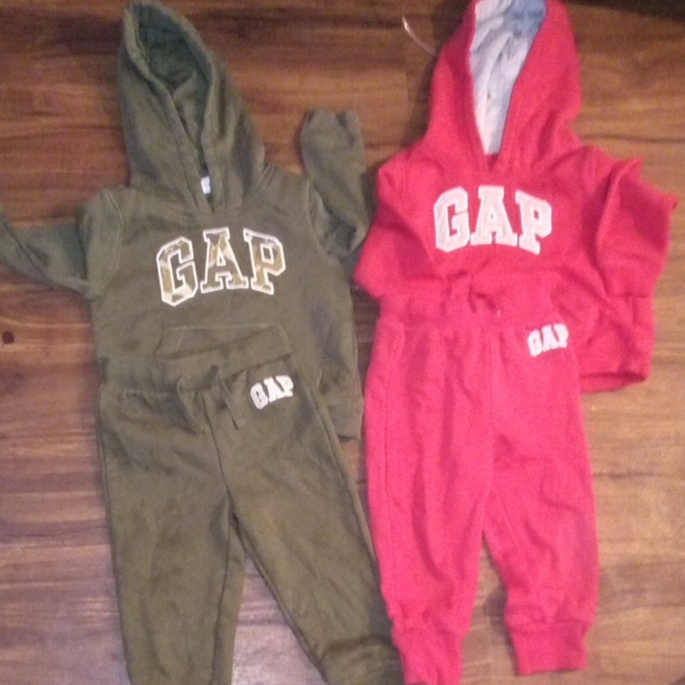 GAP Kids Green and Red Hoodie Set